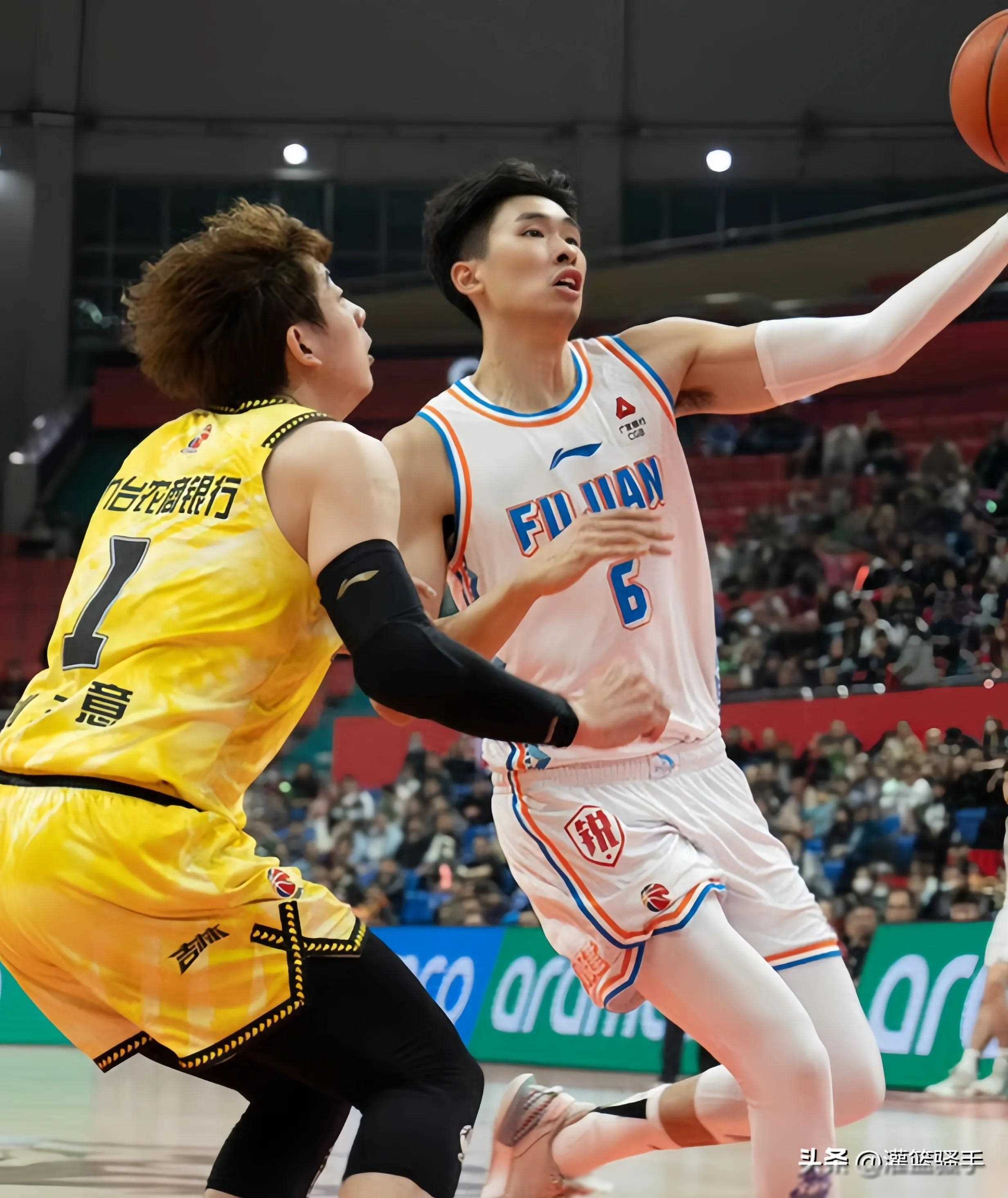 包含今晨体能课后，底特律活塞防线松动备战CBA常规赛，话题不断，阵容厚度经受考验的词条-开云官方入口